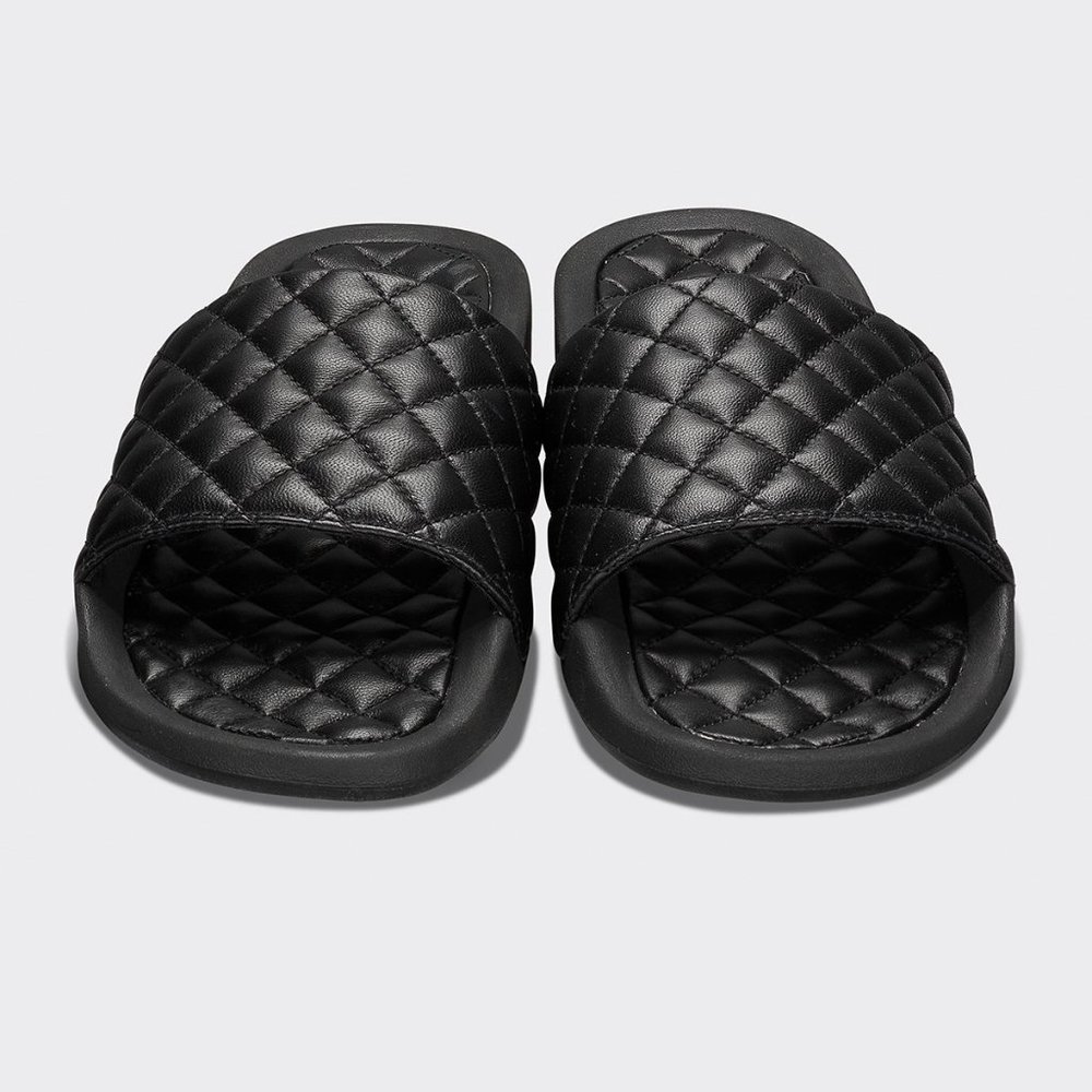 APL: Athletic Propulsion Labs Women's Lusso Slides, Black, 10